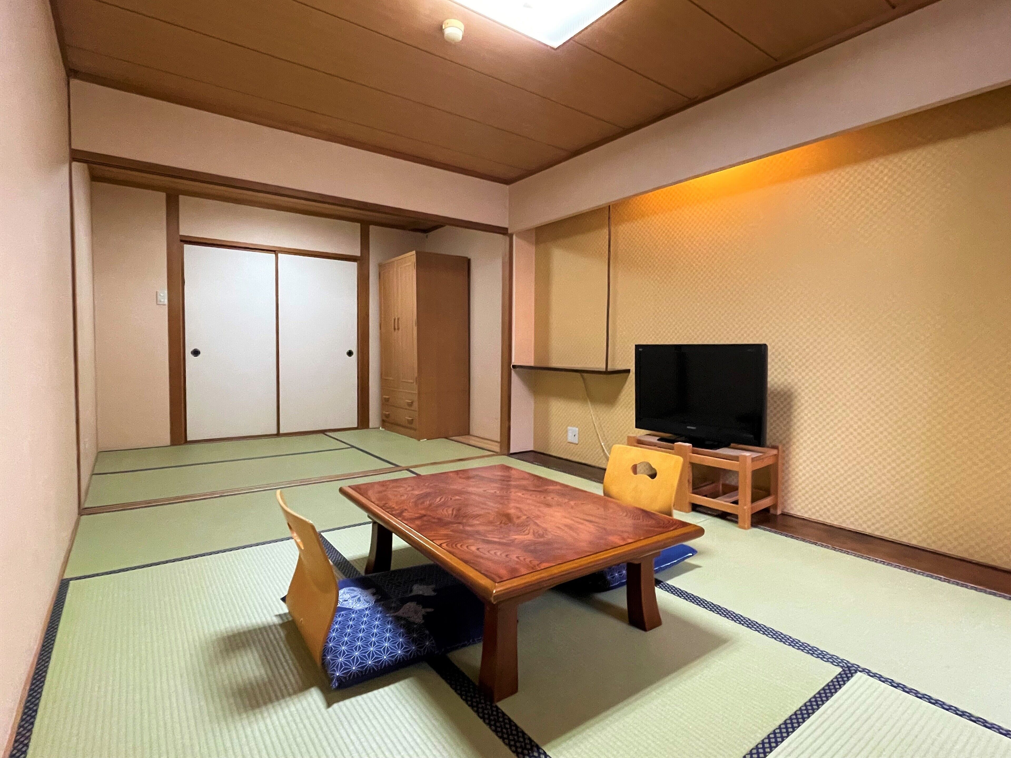 Japanese Style Room for 4 People, Private Toilet | In-room safe, bed sheets
