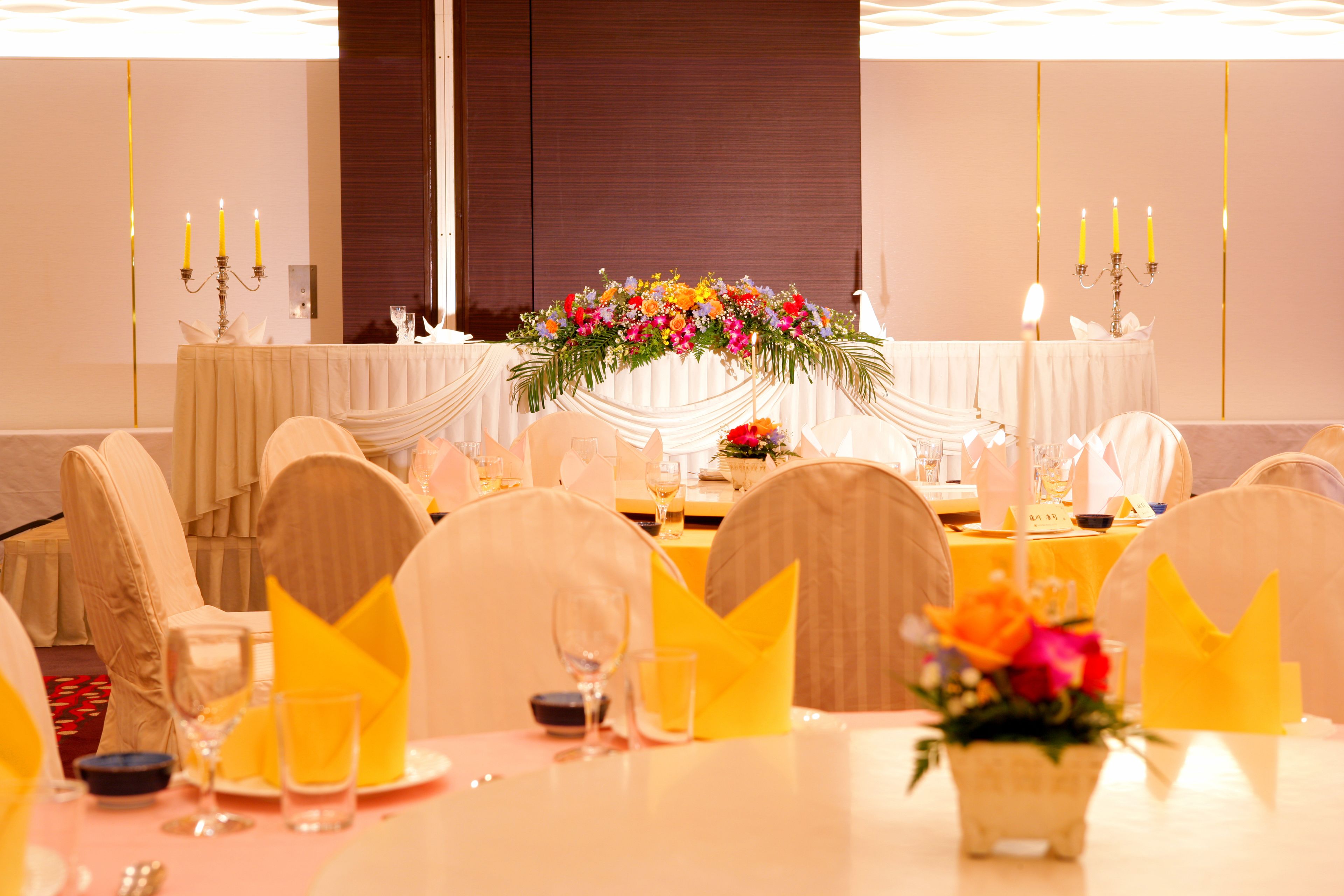 屋内結婚式場