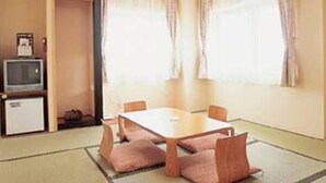 Traditional Room, Smoking