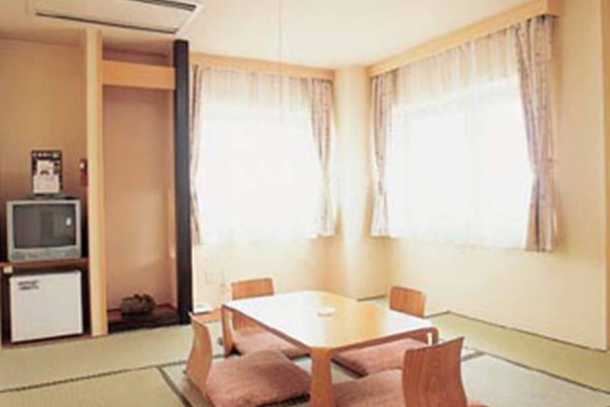 Traditional Room, Smoking