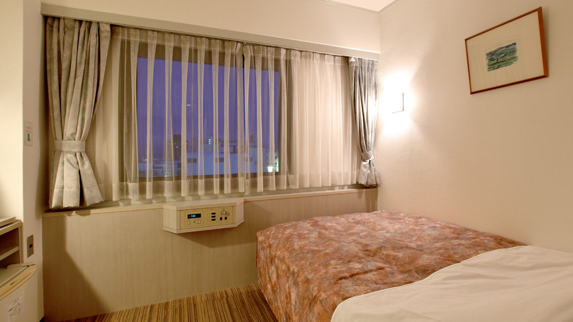 Desk, iron/ironing board, free WiFi