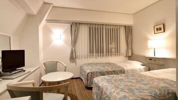 Desk, iron/ironing board, free WiFi