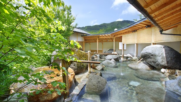 Property grounds - Bankokuya (Tsuruoka)