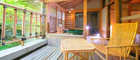 Luxury Room, 2 Bedrooms, Smoking | Terrace/patio