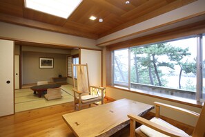 Japanese Western Style Special Room, Japanese Dinner | In-room safe, free WiFi