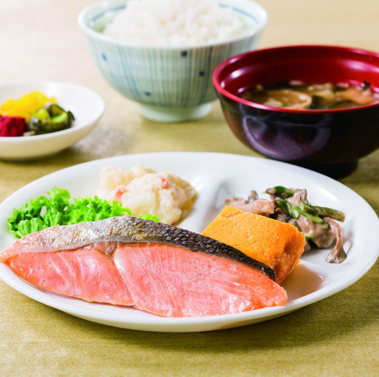餐飲