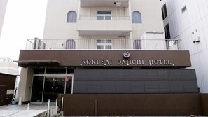 Exterior detail - Oyama Kokusai Daiichi Hotel (Oyama)