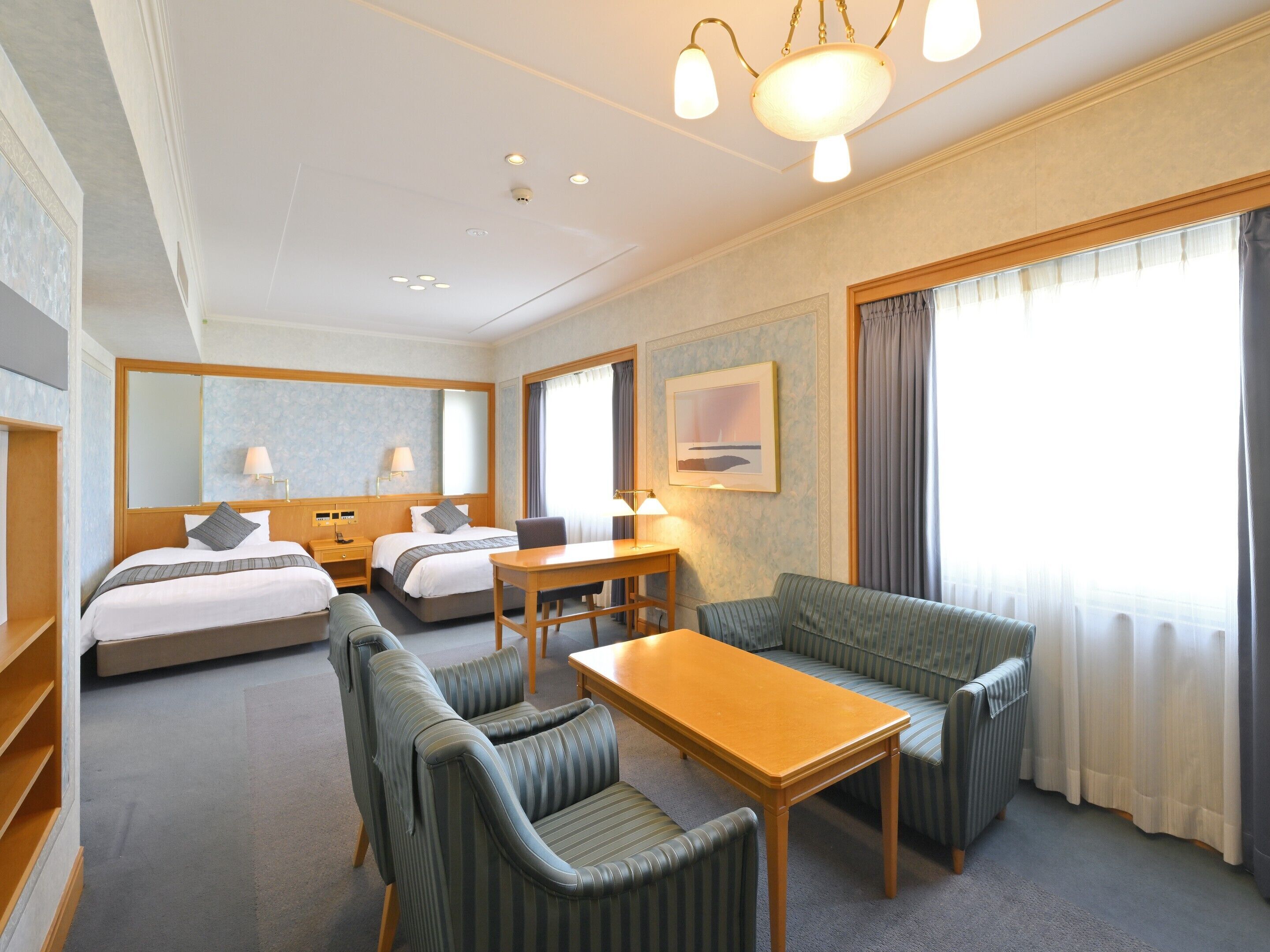 junior suite, non smoking | desk, laptop workspace, free wifi, bed sheets