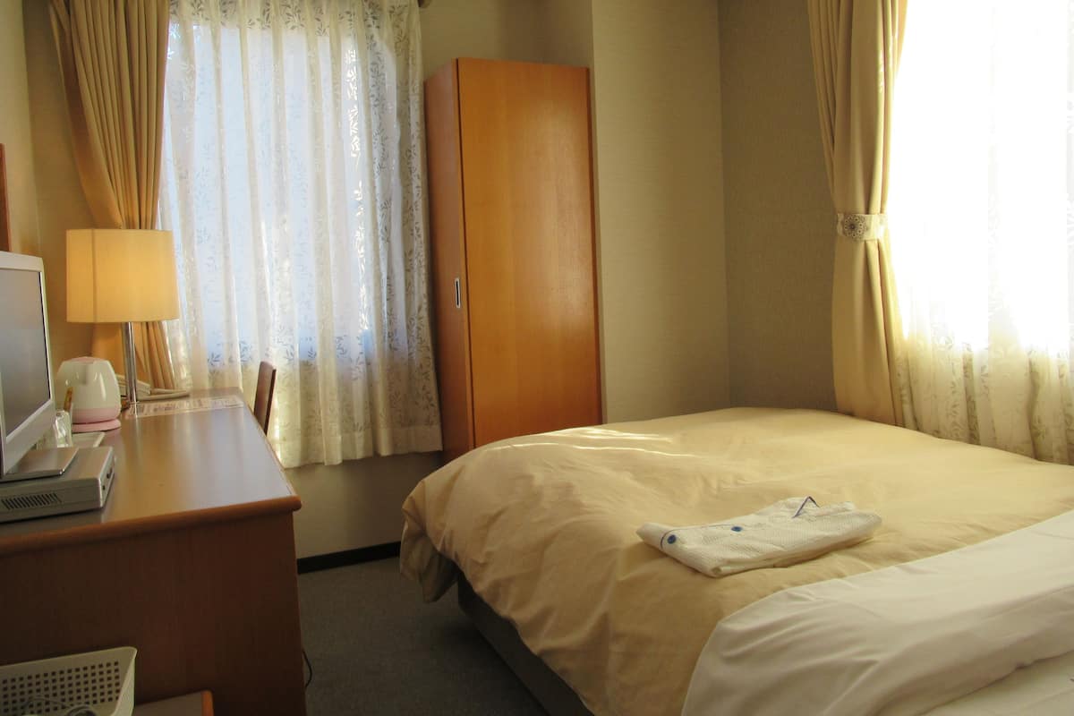 Bureau, Wi-Fi gratuit, draps fournis