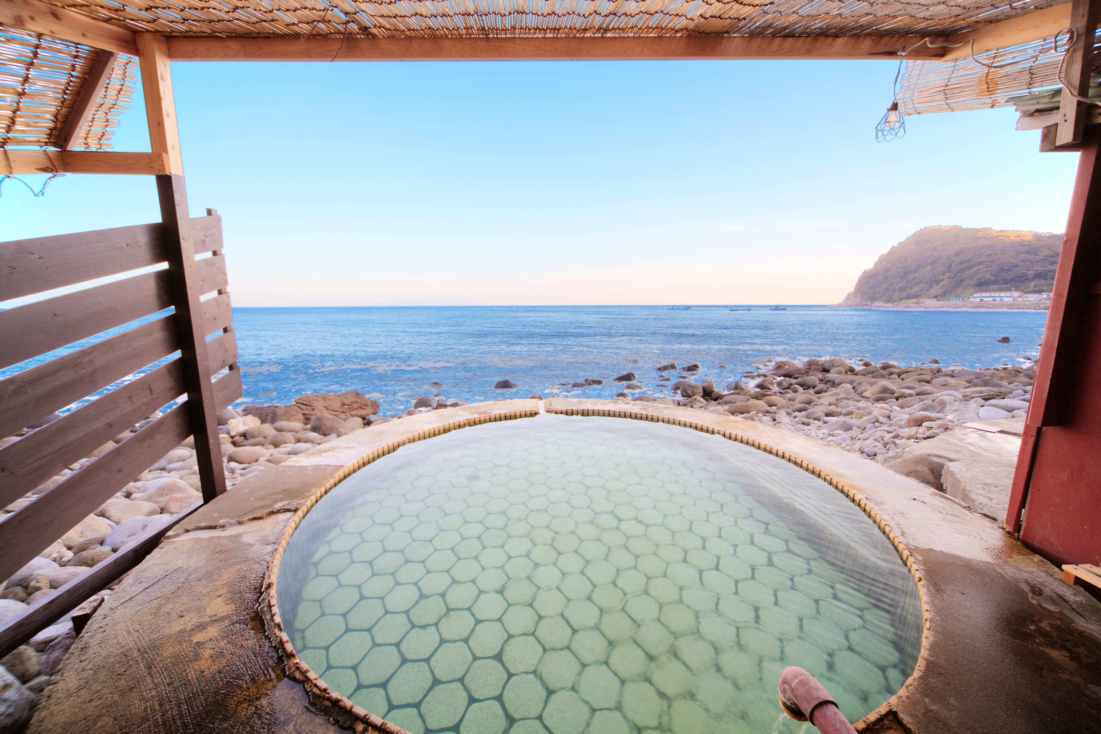 Bathtub spa outdoor