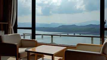 基本客房, 非吸煙房, 湖景 | 客房景觀