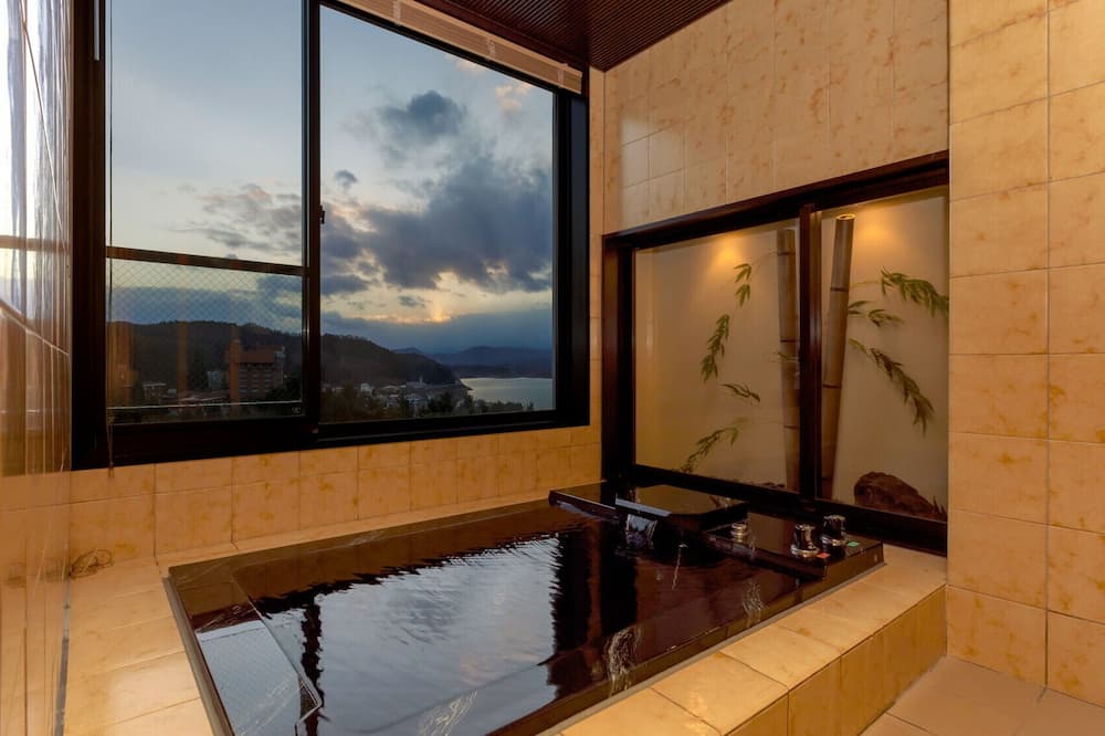 Hotel Shion
