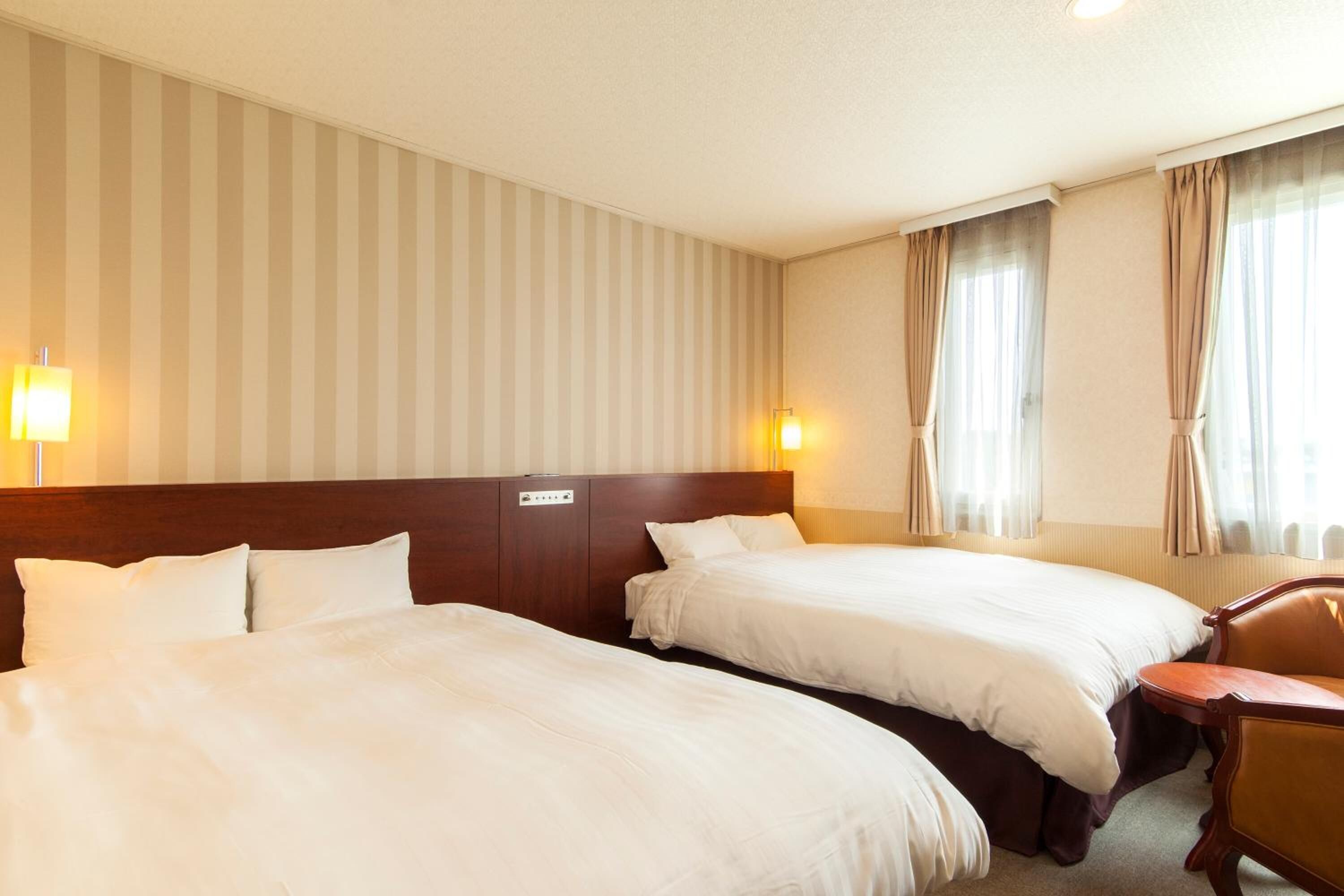 Blackout drapes, soundproofing, iron/ironing board, free WiFi