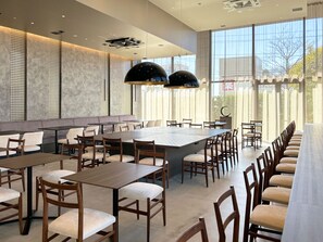 Desayuno japonés diario (JPY 2200 por persona)