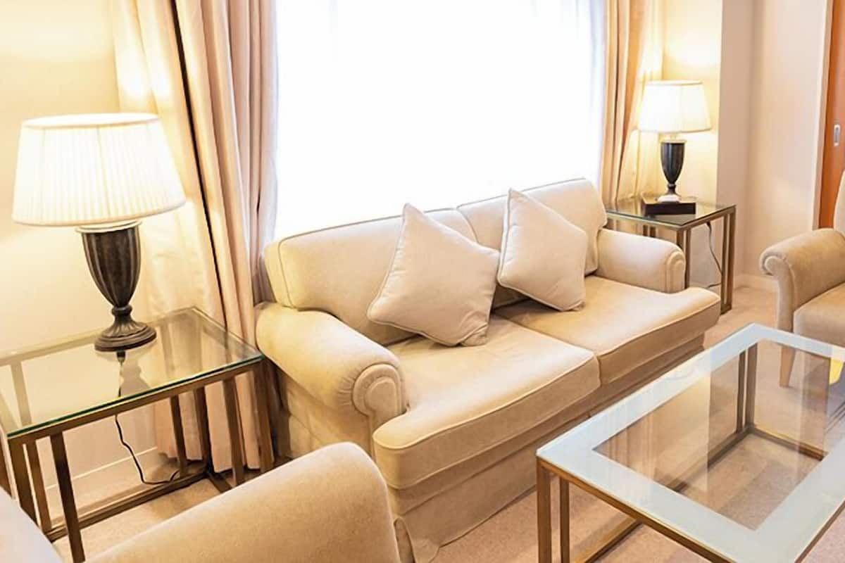 Blackout drapes, iron/ironing board, free WiFi