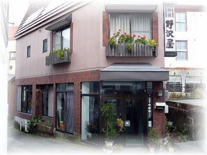 Exterior detail - Oyado Nozawaya (Nozawaonsen)