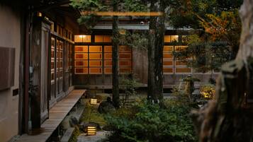Shakunage Japanese style Luxury Villa with Outside Bath / River View | Premium bedding, down comforters, pillowtop beds, free minibar