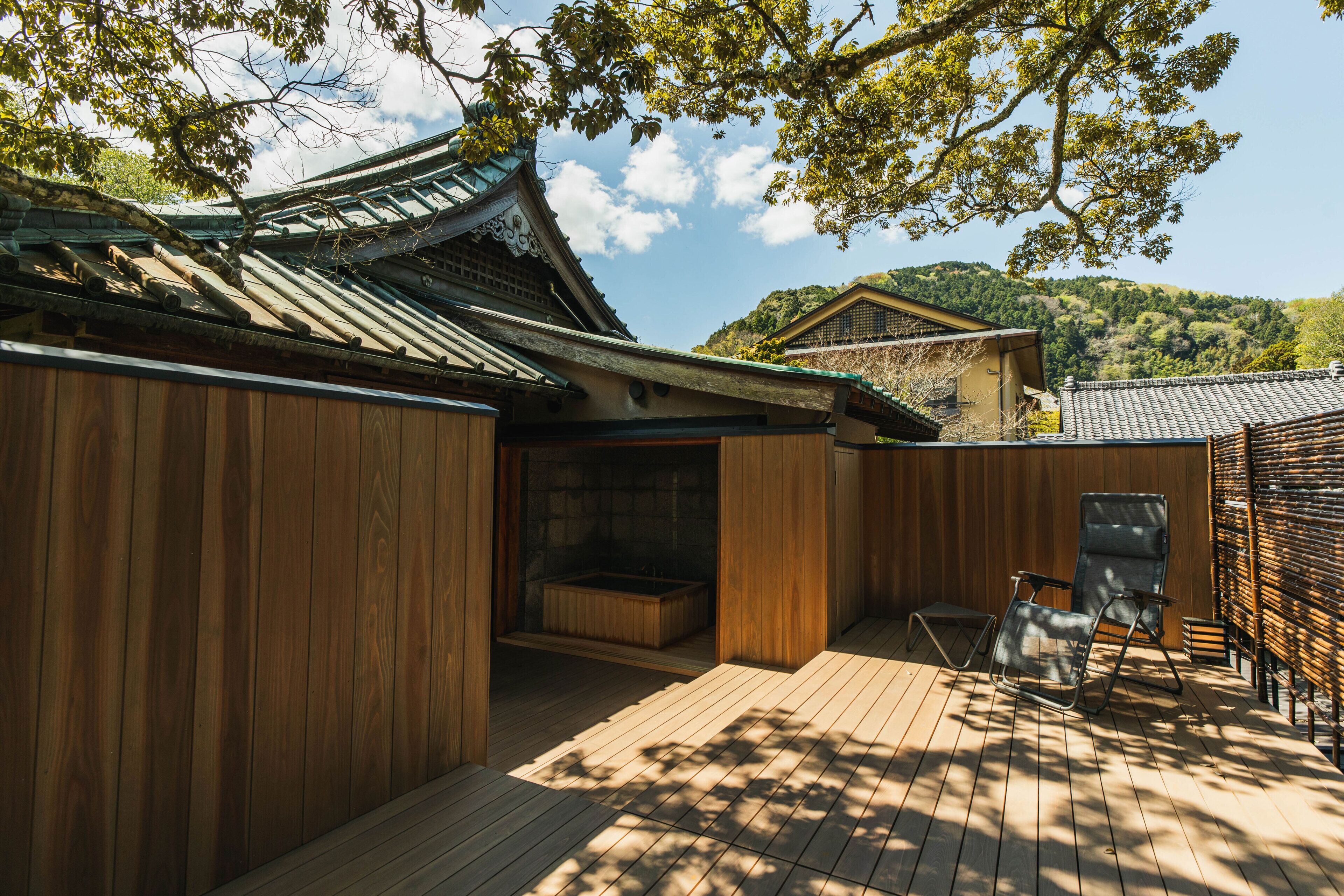 AOMINAWA Japanese-Style Room with Open-Air Bath | Premium bedding, down comforters, pillowtop beds, free minibar