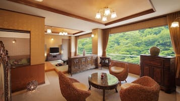 Quarto luxo, para não fumantes, vista para a montanha (with Tatami area) | 1 quarto, cofres nos quartos, ferros/tábuas de passar roupa