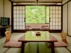 In-room safe, iron/ironing board, free WiFi, bed sheets - Isshinkan (Nikko)