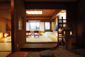 Couette en duvet d'oie, coffres-forts dans les chambres, bureau