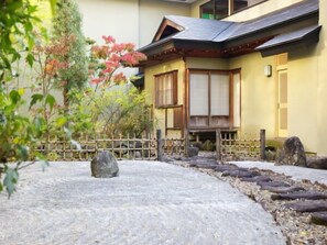 Jardines del alojamiento