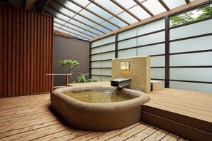 Japanese Western Style Room with Open-air bath, No elevator, Non-smoking | In-room safe, desk