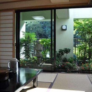 Interior - Hotel Taihei (Matsuyama)