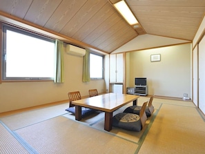 Private kitchen - Kochi Kuroshio Hotel (Konan)