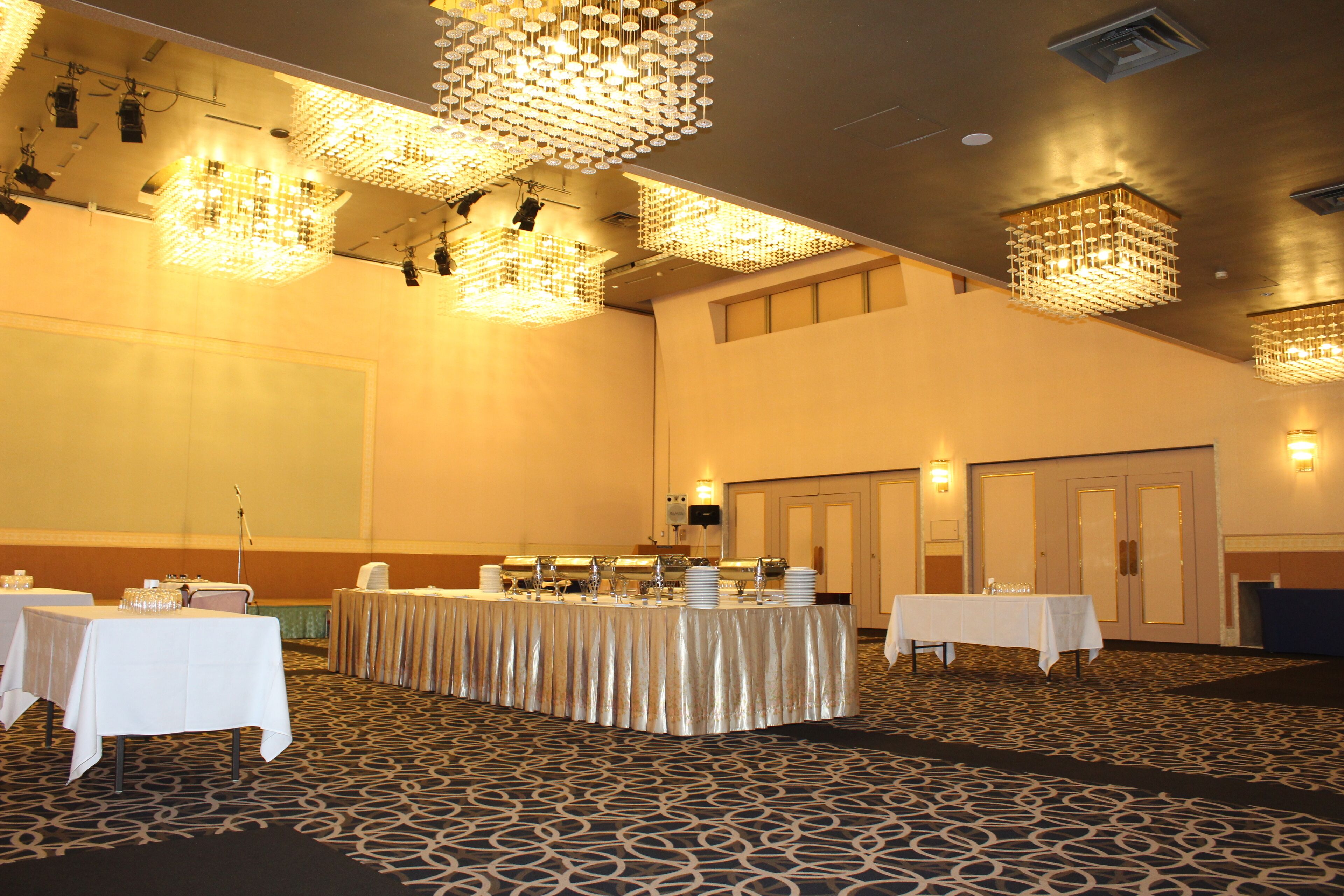 Banquet hall
