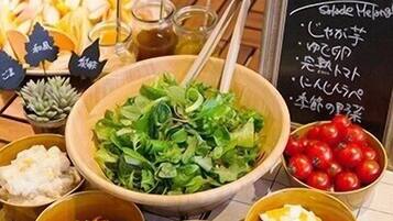 Desayuno buffet (JPY 900 por persona)