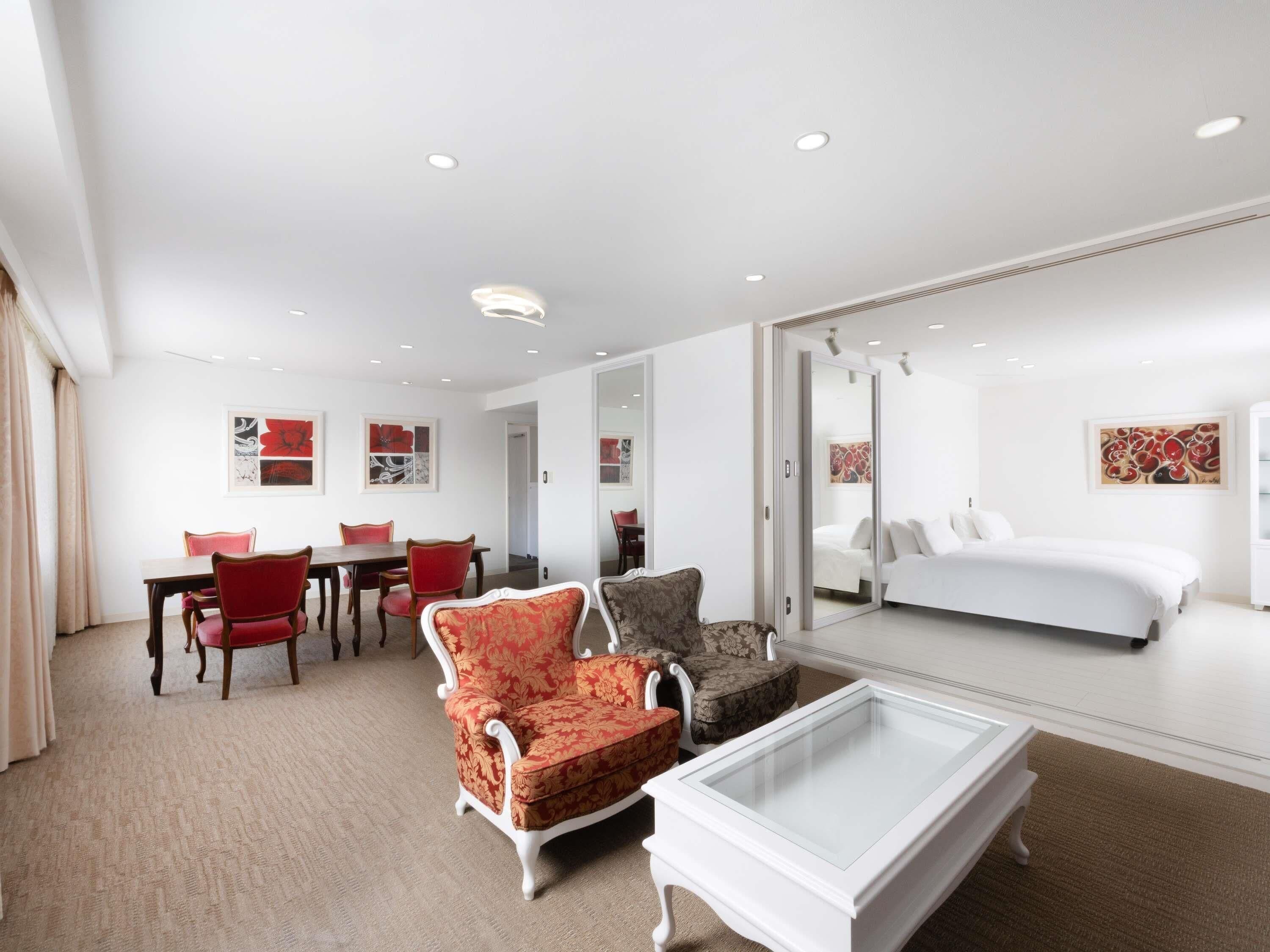 Privilege, Suite, Multiple Beds