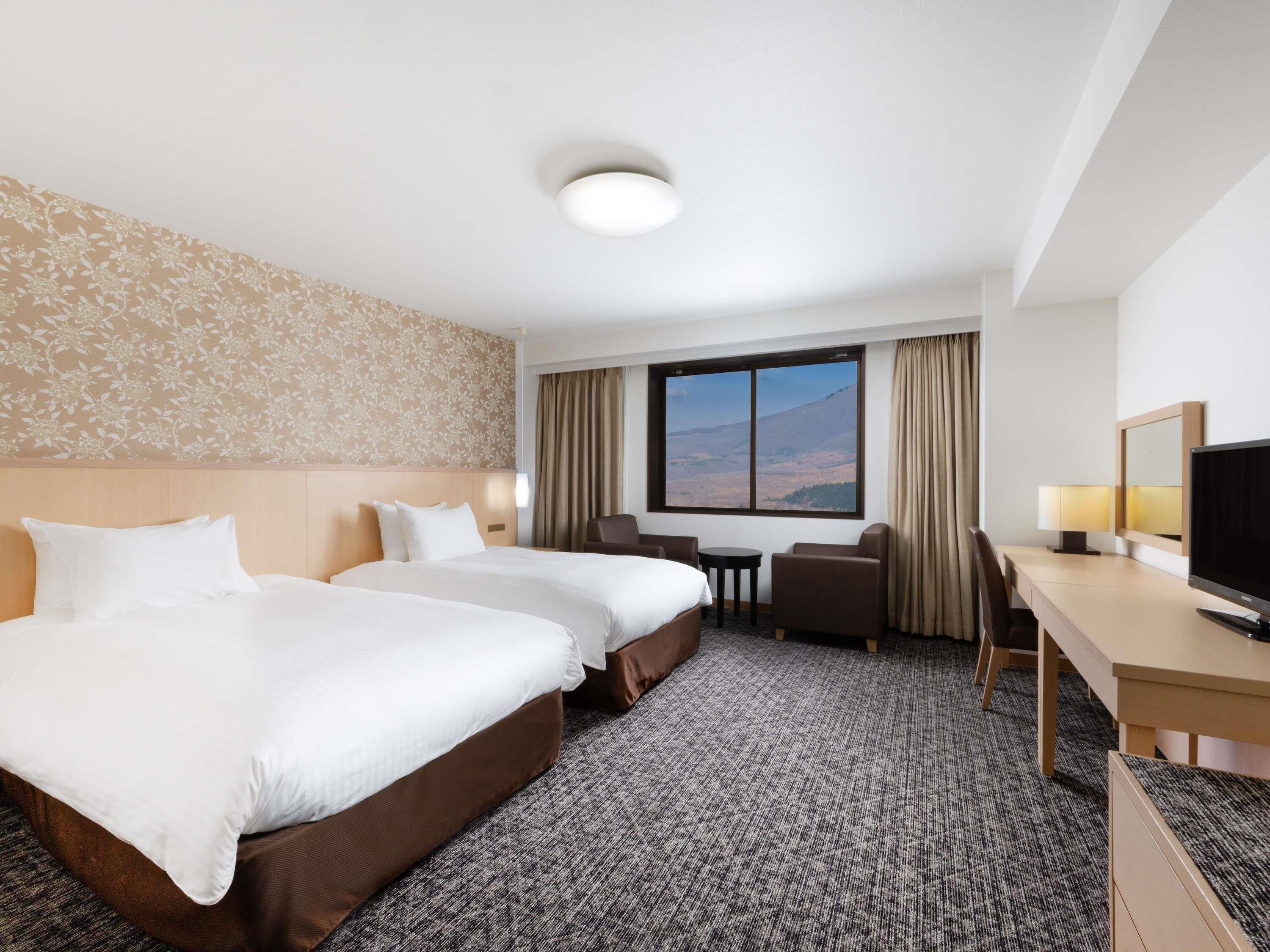 Classic Room, 2 Twin Beds | In-room safe, iron/ironing board, free WiFi, bed sheets