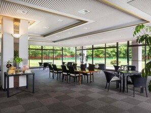 In-room safe, iron/ironing board, free WiFi, bed sheets - Mercure Miyagi Zao Resort & Spa (Zao)