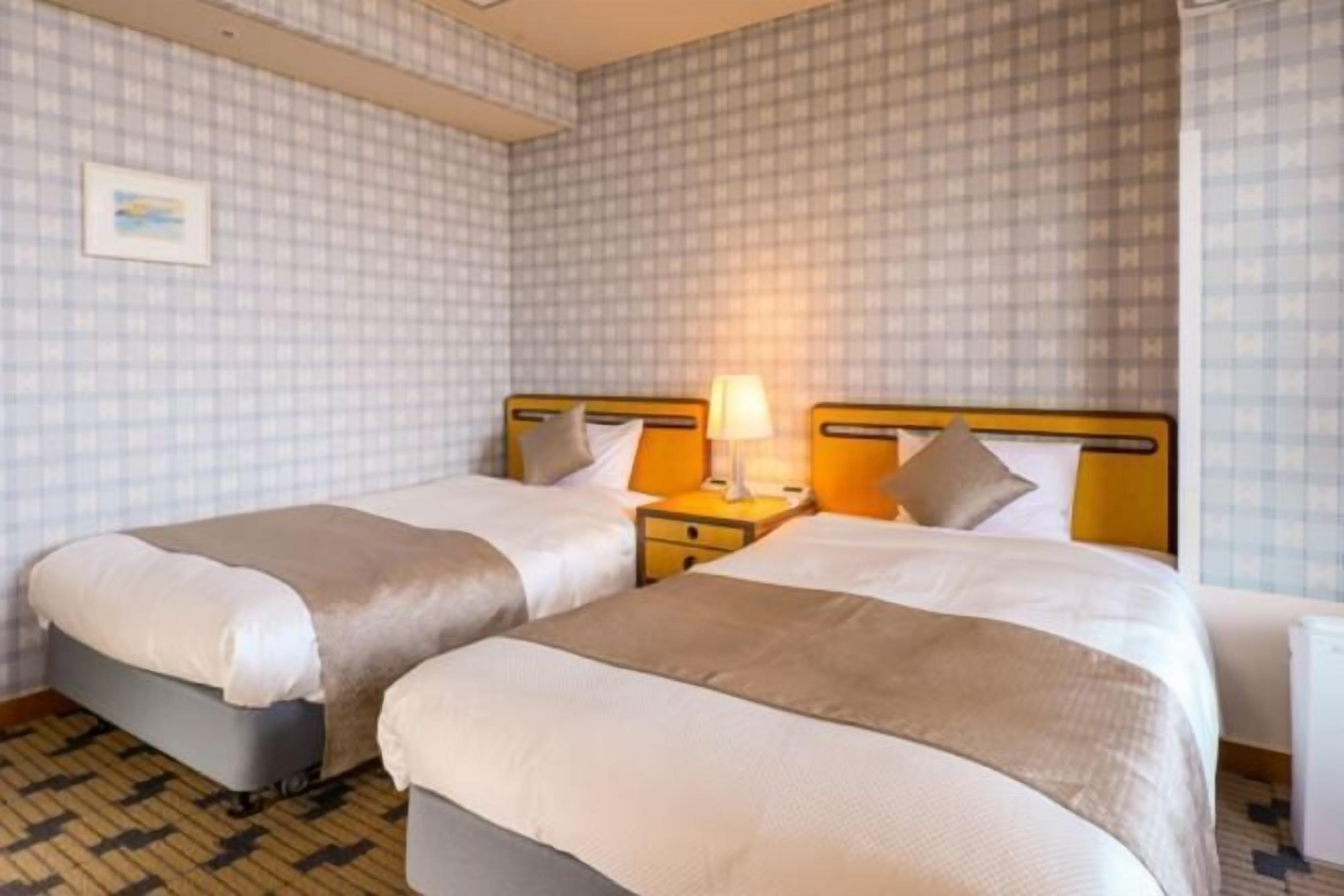 In-room safe, desk, free WiFi, bed sheets