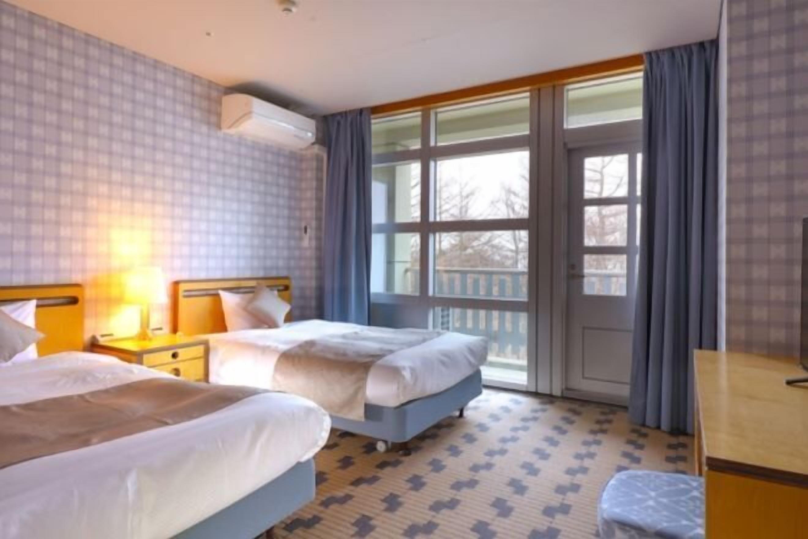 In-room safe, desk, free WiFi, bed sheets