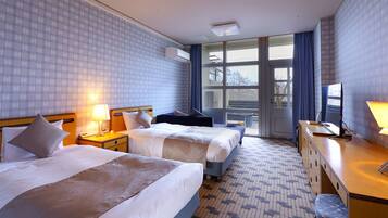 Coffres-forts dans les chambres, bureau, Wi-Fi gratuit, draps fournis