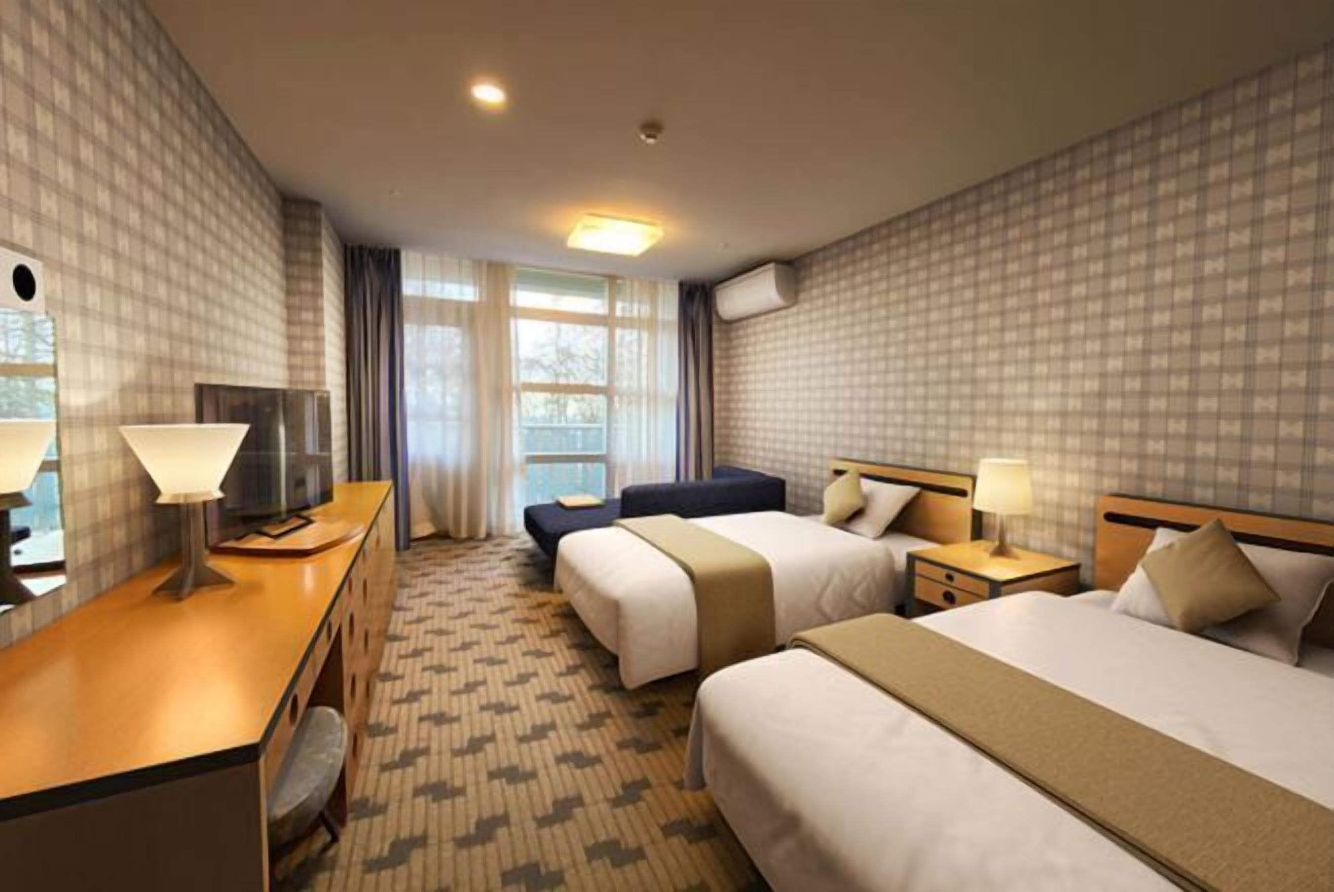 خزنة داخل الغرفة ومكتب وواي فاي مجانًا وملاءات أسرّة