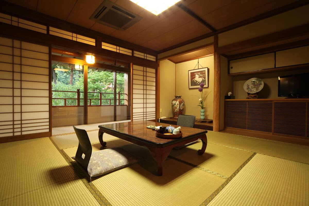 传统客房, 公共浴室 (Japanese Style) | 羽绒被、客房内保险箱、免费 WiFi、床单