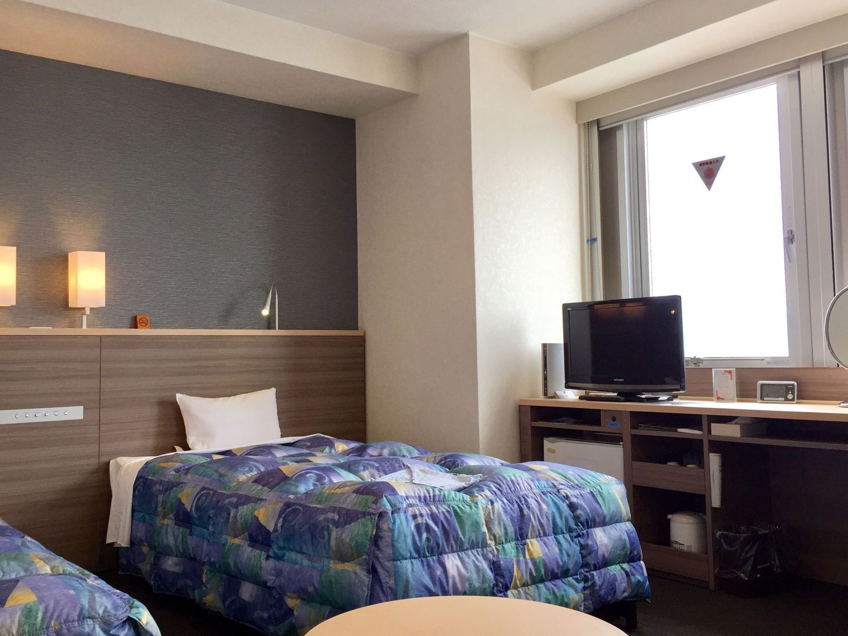 Bureau, Wi-Fi gratuit, draps fournis