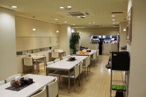 Daily buffet breakfast for a fee - Hotel Green City (Sendai)