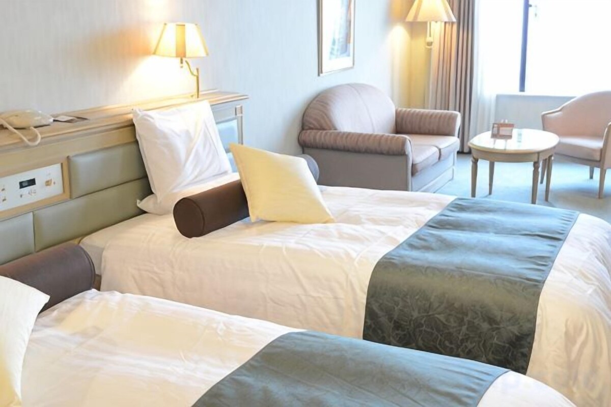 Executive Twin Room - Non-Smoking