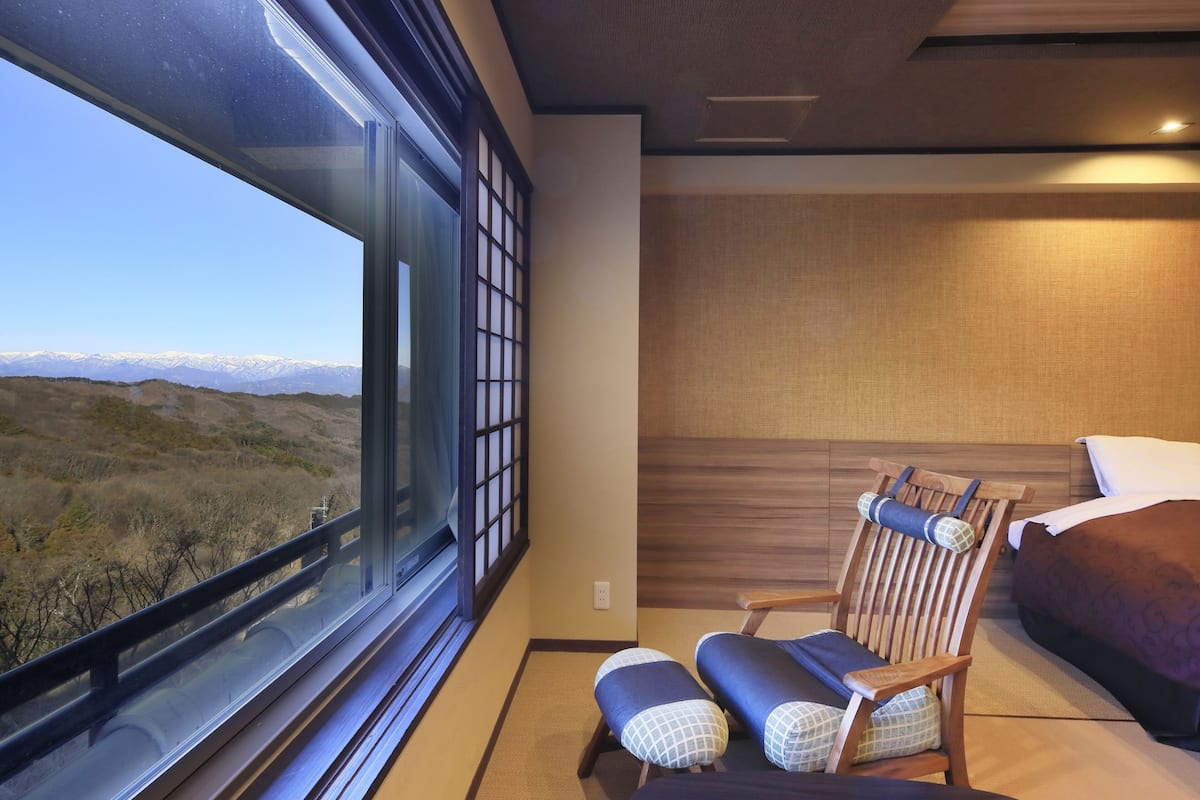 superior triple room on high floor with shower, non-smoking | 1 bedroom, free wifi, bed sheets