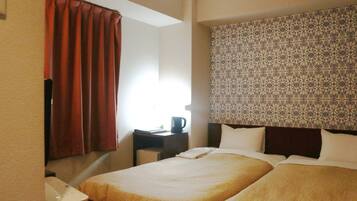 Bureau, fer et planche à repasser, Wi-Fi gratuit, draps fournis