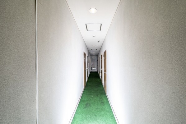 Hallway - Tabist Business Hotel Suehiro Matsuyama (Matsuyama)