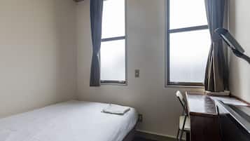 WiFi (無料)、ベッドシーツ