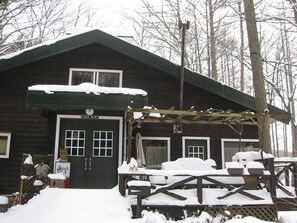 Front of property - Lodge Stack Point (Narusawa)