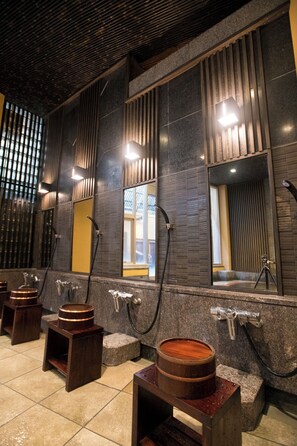 Spa - Konaya Hotel (Kofu)