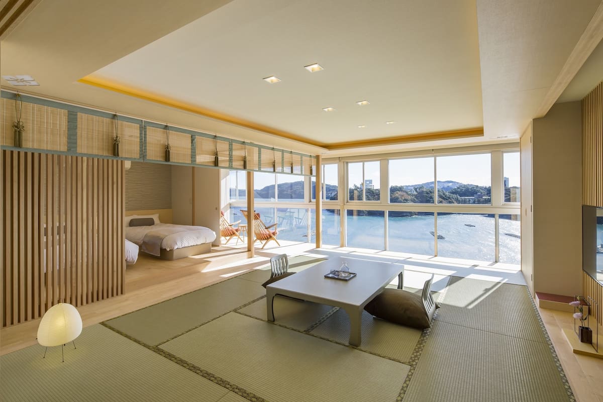 Traditionellt tvåbäddsrum (Sakura Special, Twin +12 tatami mats) | Värdeförvaringsskåp på rummet, skrivbord, gratis wi-fi och sängkläder