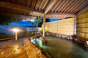 Aguas termales